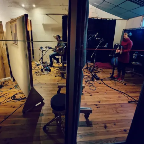 Vie du studio · 111