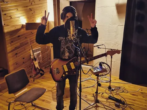 Vie du studio · 128