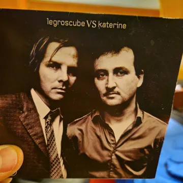 Pochette de disque 87