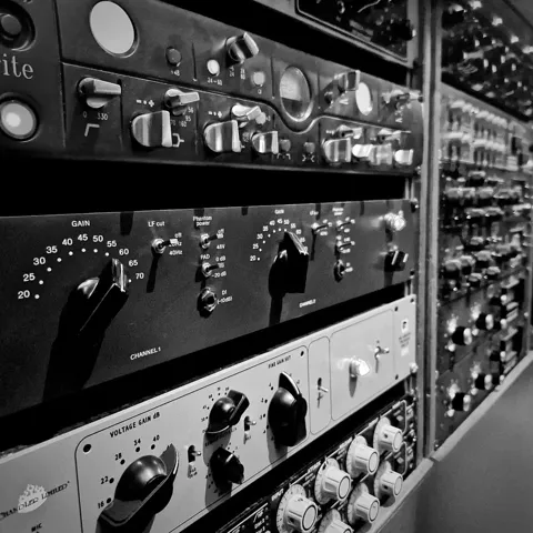 Vie du studio · 129