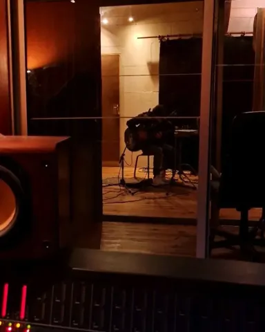 Vie du studio · 25